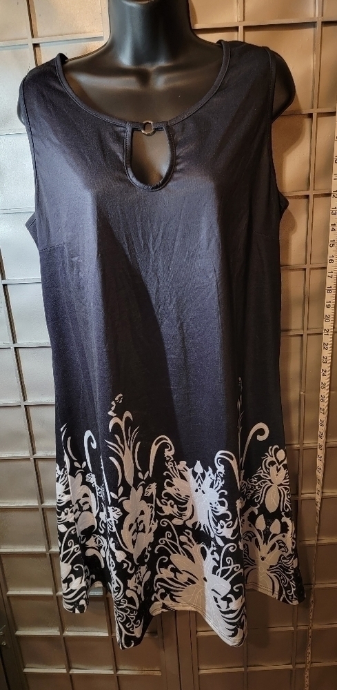 SHEILAY sleeveless dress XXL fits like xl